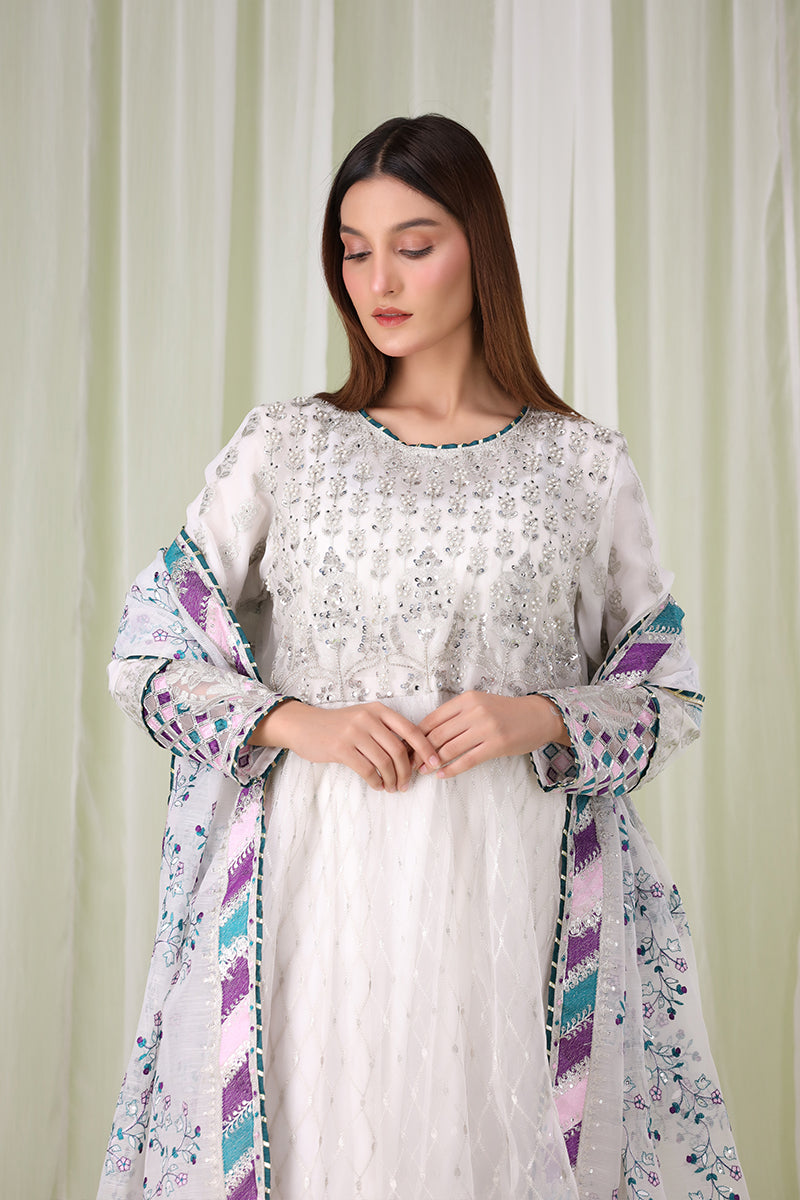 sanawa-white-embroidered-langa-dress-with-dupatta-front-view